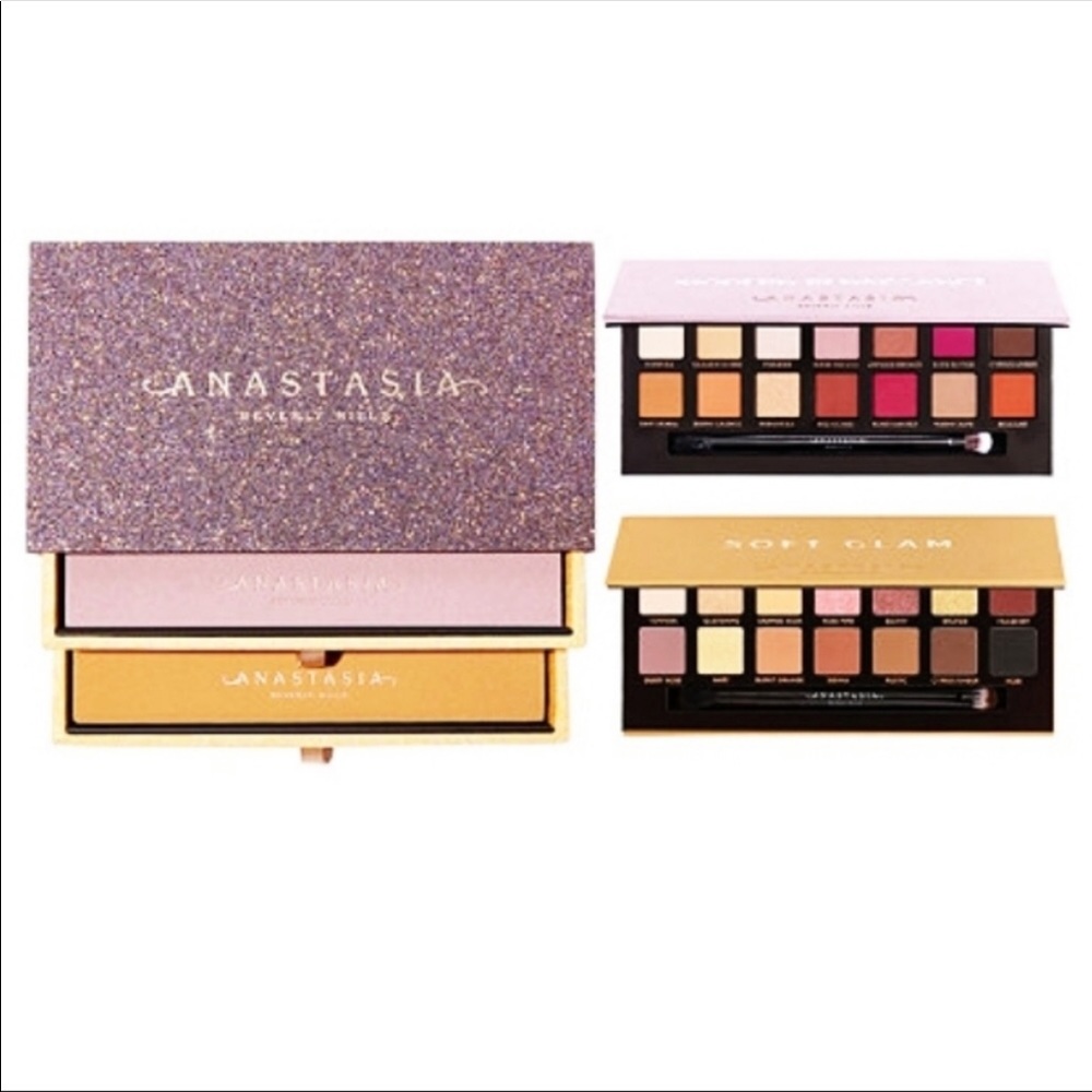 Stunning Brand New ABH Palette Vault